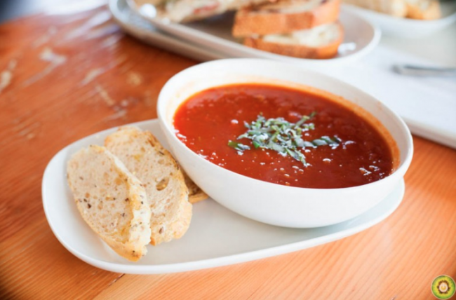 Tractor Foods – Tomato & Fennel Soup