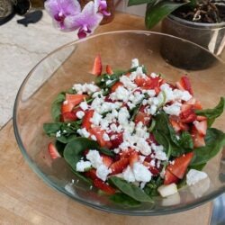 strawberry spinach goat cheese salad