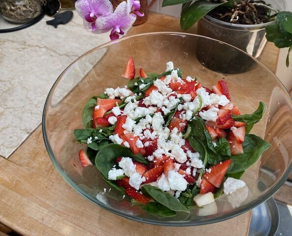 strawberry spinach goat cheese salad